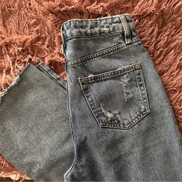 Fashion Nova Jeans - Picture 4 of 6